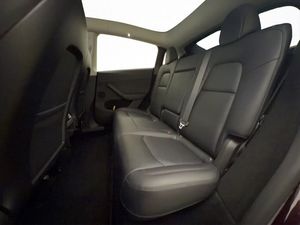Tesla Model Y bild 22