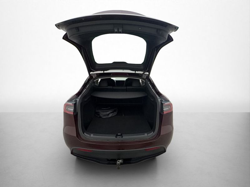 Tesla Model Y bild 19