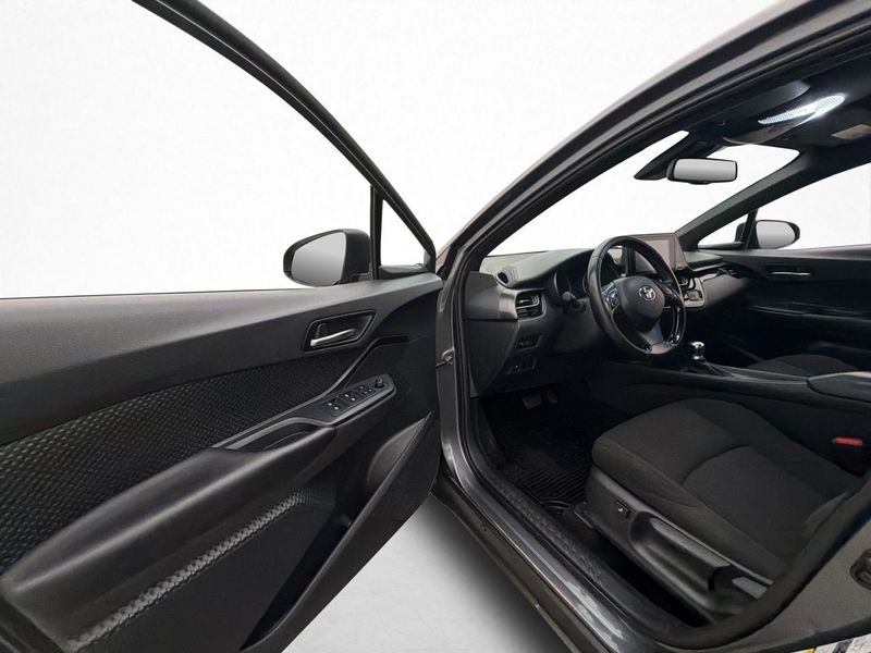 Toyota C-HR bild 11