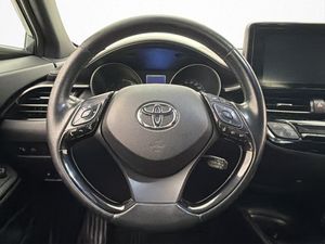 Toyota C-HR bild 15