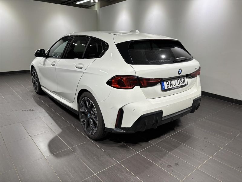 BMW 120 bild 2