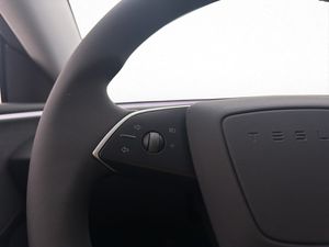 Tesla Model 3 bild 14