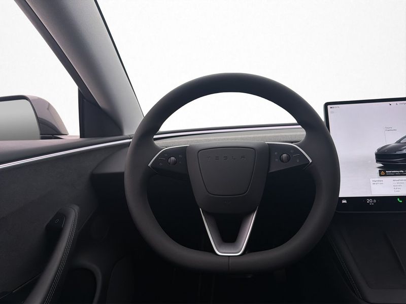 Tesla Model 3 bild 13