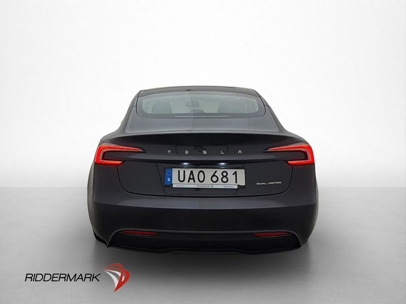 Tesla Model 3 bild 8