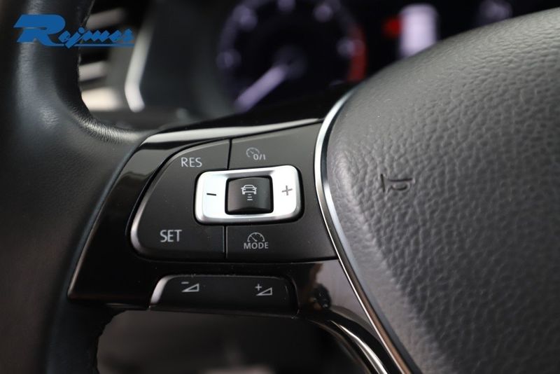 Volkswagen Passat bild 11