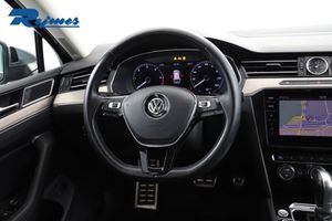 Volkswagen Passat bild 4