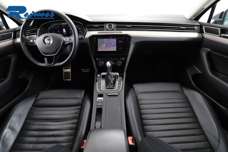 Volkswagen Passat bild 2