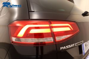 Volkswagen Passat bild 16