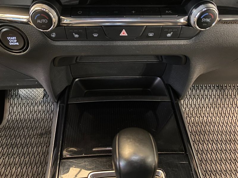 Mazda CX-30 bild 32
