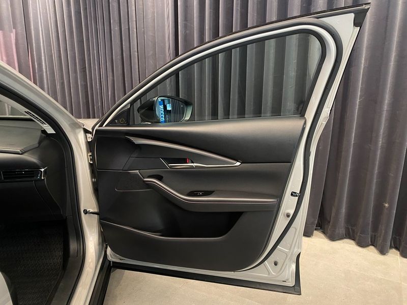 Mazda CX-30 bild 23