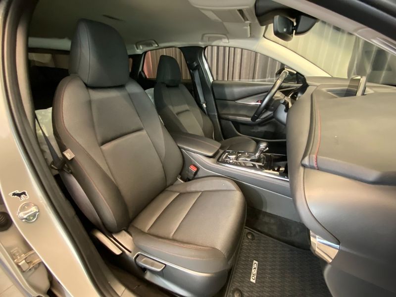 Mazda CX-30 bild 8