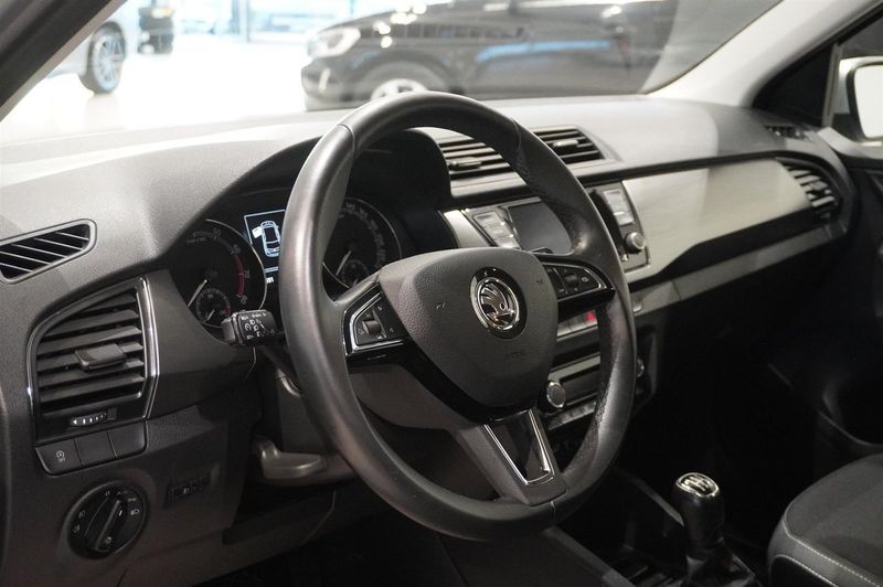 Skoda Fabia bild 2