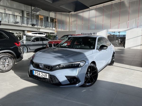 Honda Civic PDC Nav Automat Backkamera Dragkrok Multifuntions Ratt - 2024