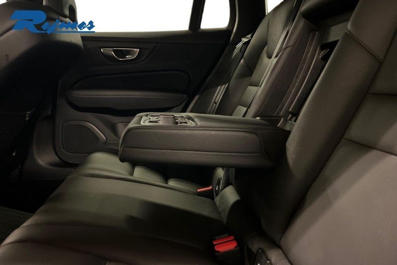 Volvo V60 bild 8