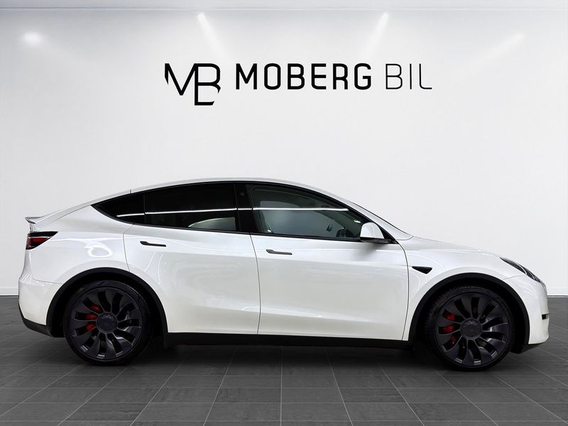 Tesla Model Y bild 4