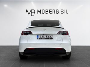 Tesla Model Y bild 6