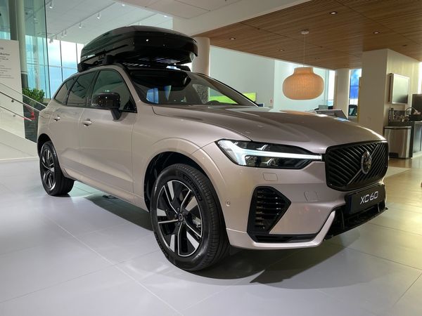 Volvo XC60 PLUS NORDIC EDT. | *PRIVATLEASINGKAMPANJ - 2027
