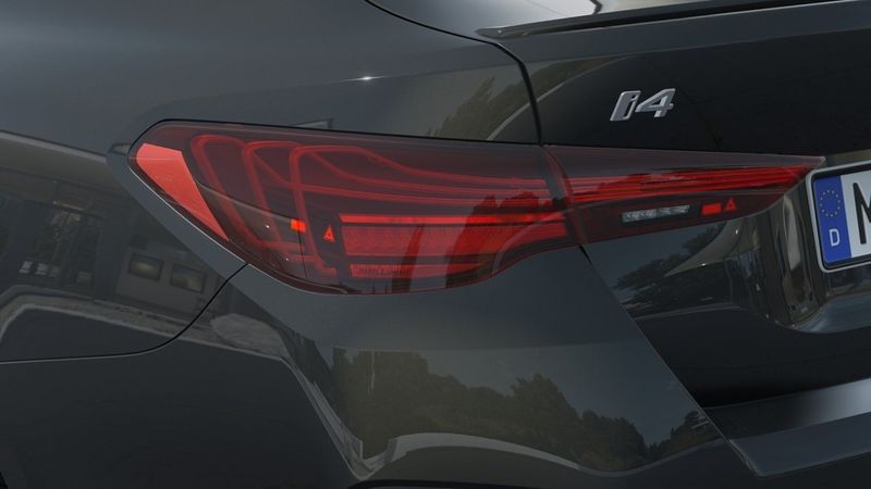 BMW i4 bild 8