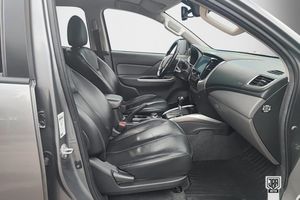 Mitsubishi L200 bild 14