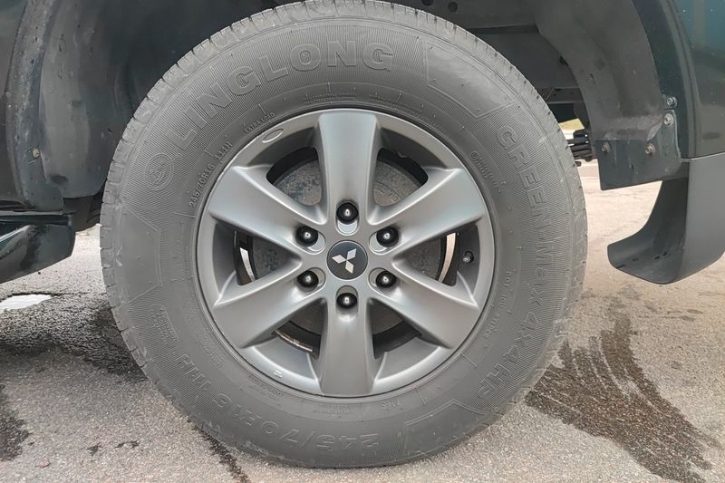 Mitsubishi L200 bild 16