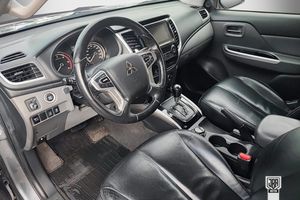 Mitsubishi L200 bild 11