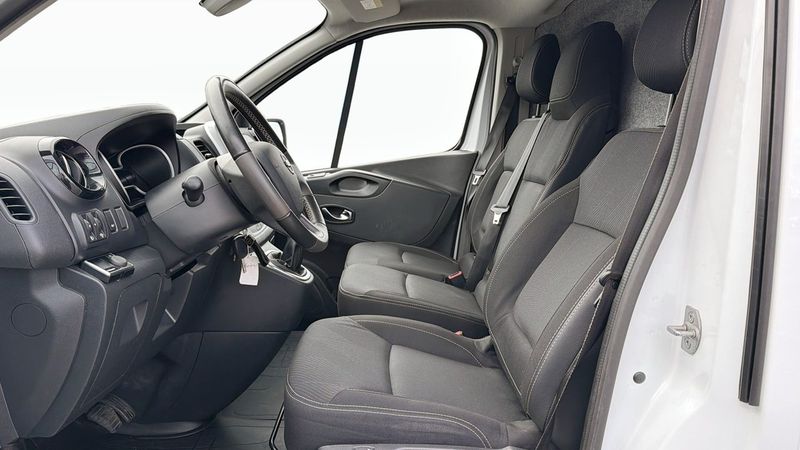 Nissan NV300 bild 11