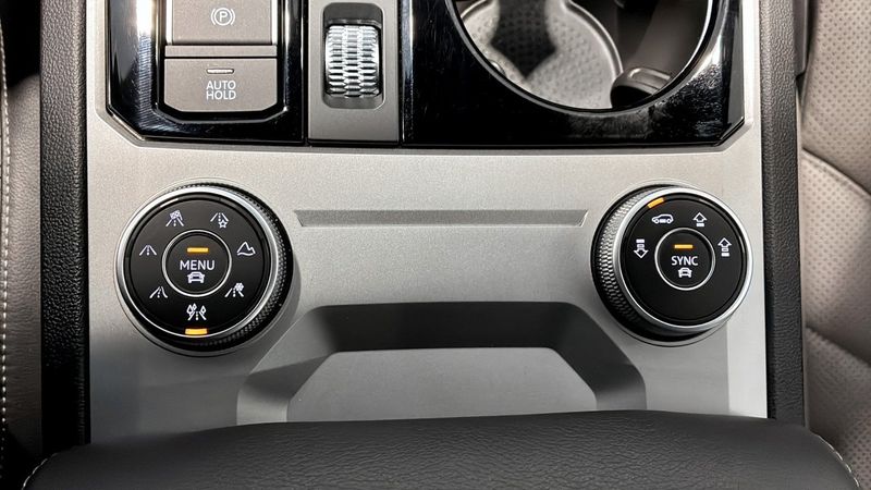 Volkswagen Touareg bild 17