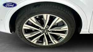 Ford Kuga bild 9