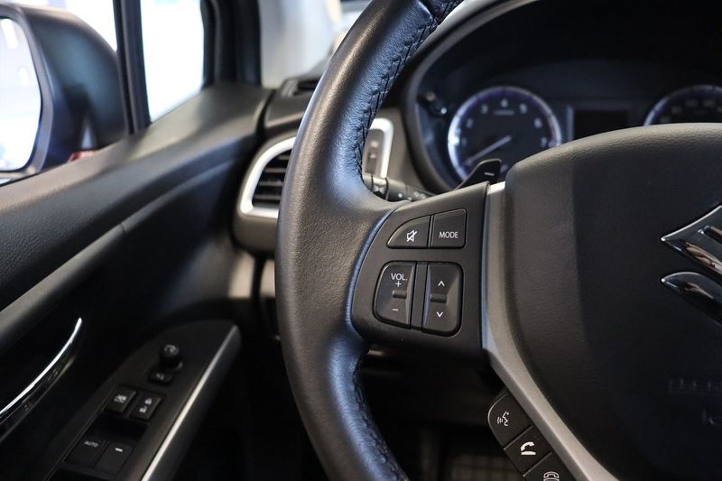 Suzuki SX4 bild 9