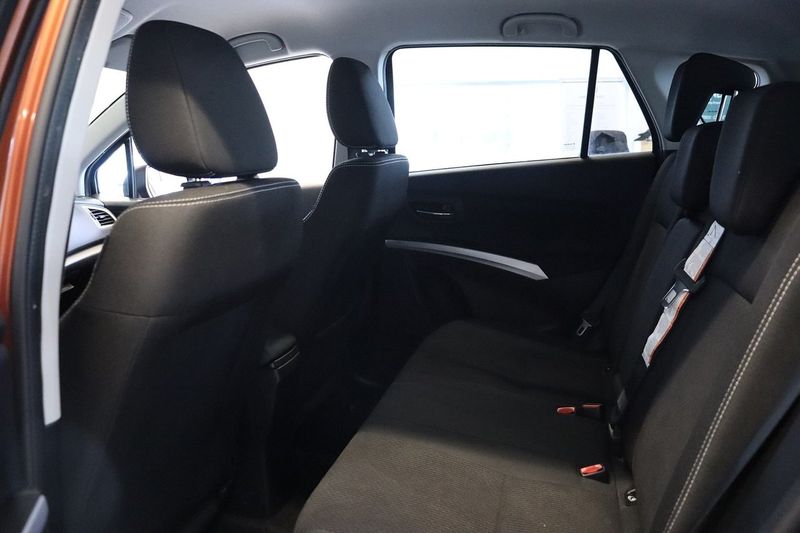 Suzuki SX4 bild 13