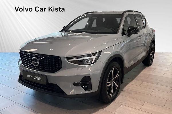 Volvo XC40 B3 FWD Bensin Plus Dark BLIS Carplay 360Kam Drag - 2025