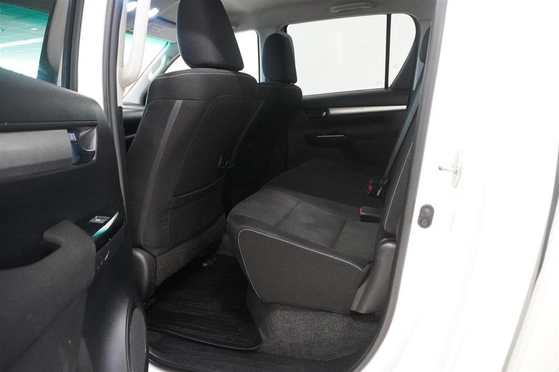 Toyota Hilux bild 10