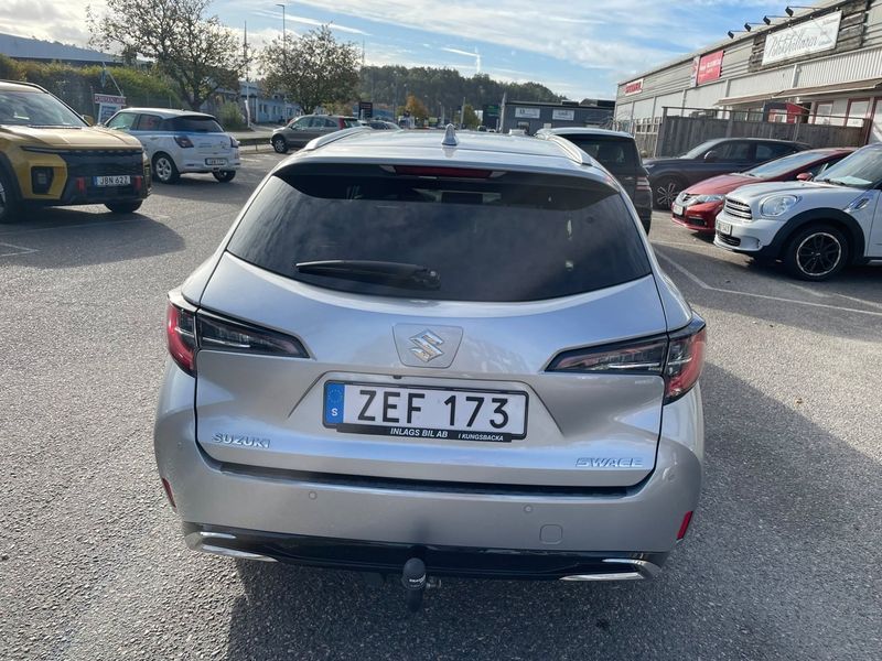 Suzuki Swace bild 6