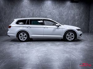 Volkswagen Passat bild 8