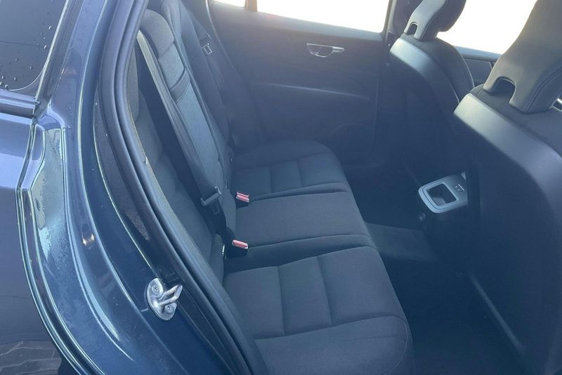 Volvo V60 bild 8