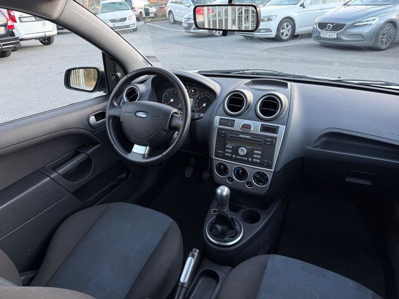 Ford Fiesta bild 15