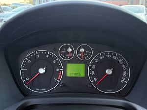 Ford Fiesta bild 26