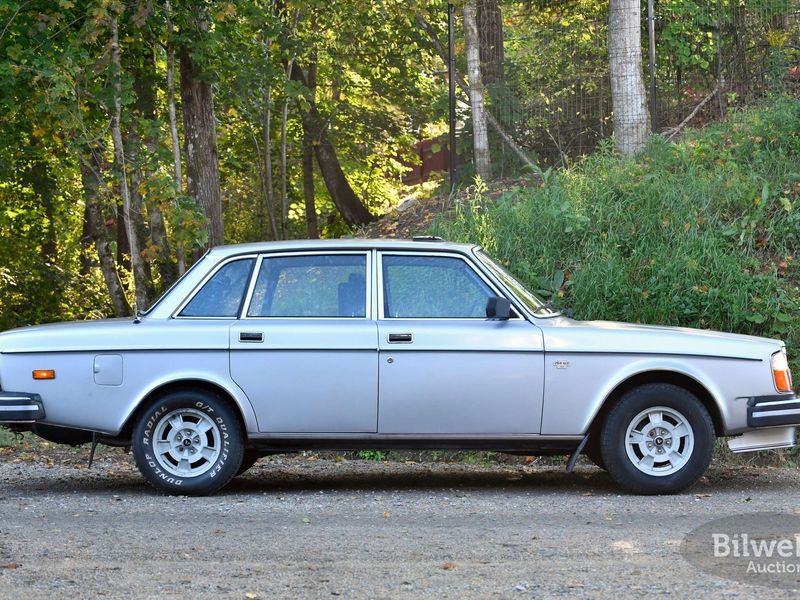 Volvo 262 bild 10