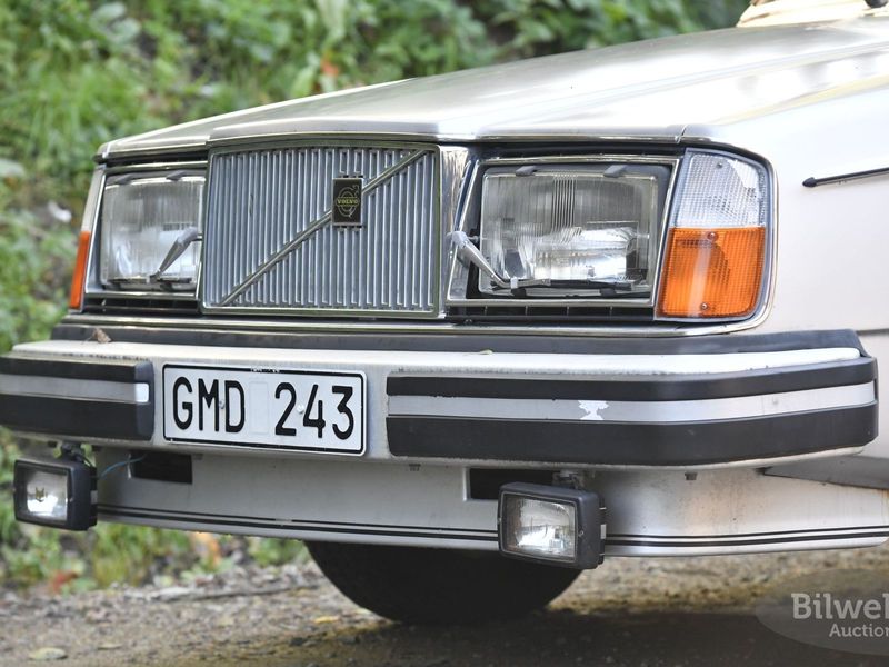 Volvo 262 bild 3