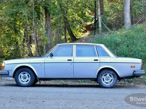Volvo 262 bild 8