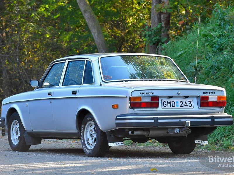 Volvo 262 bild 6