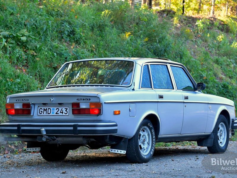 Volvo 262 bild 15