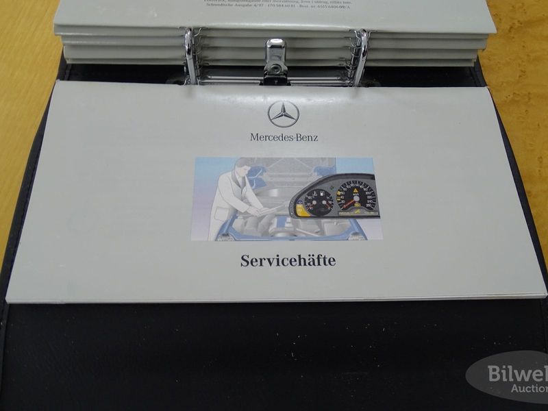 Mercedes E300 bild 82
