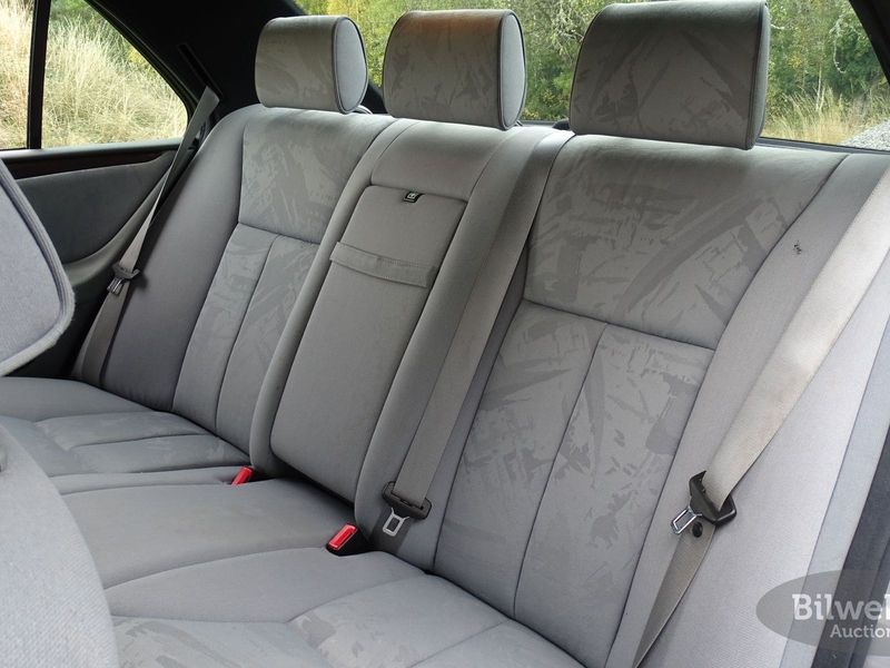 Mercedes E300 bild 65