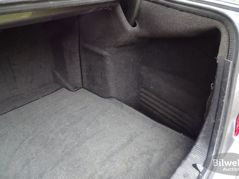 Mercedes E300 bild 33
