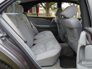 Mercedes E300 bild 56