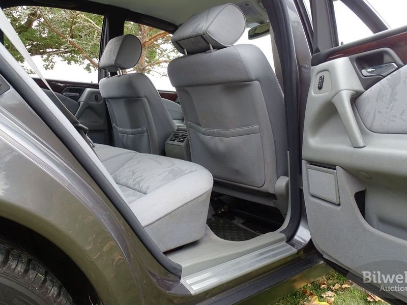 Mercedes E300 bild 54