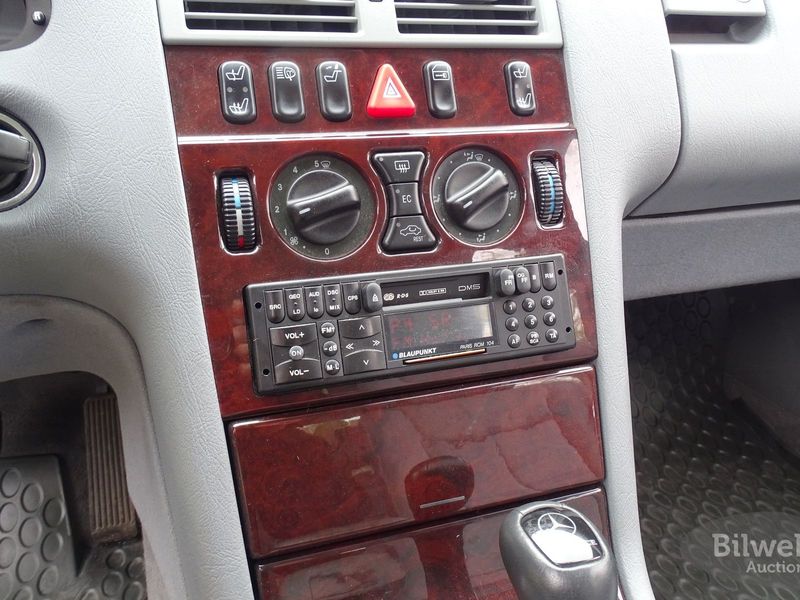 Mercedes E300 bild 47