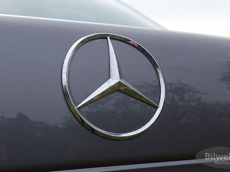 Mercedes E300 bild 29