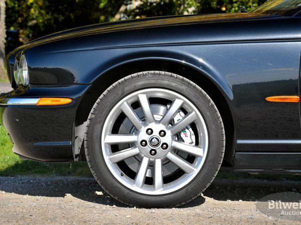 Jaguar XJR V8 4,2 - 2004
